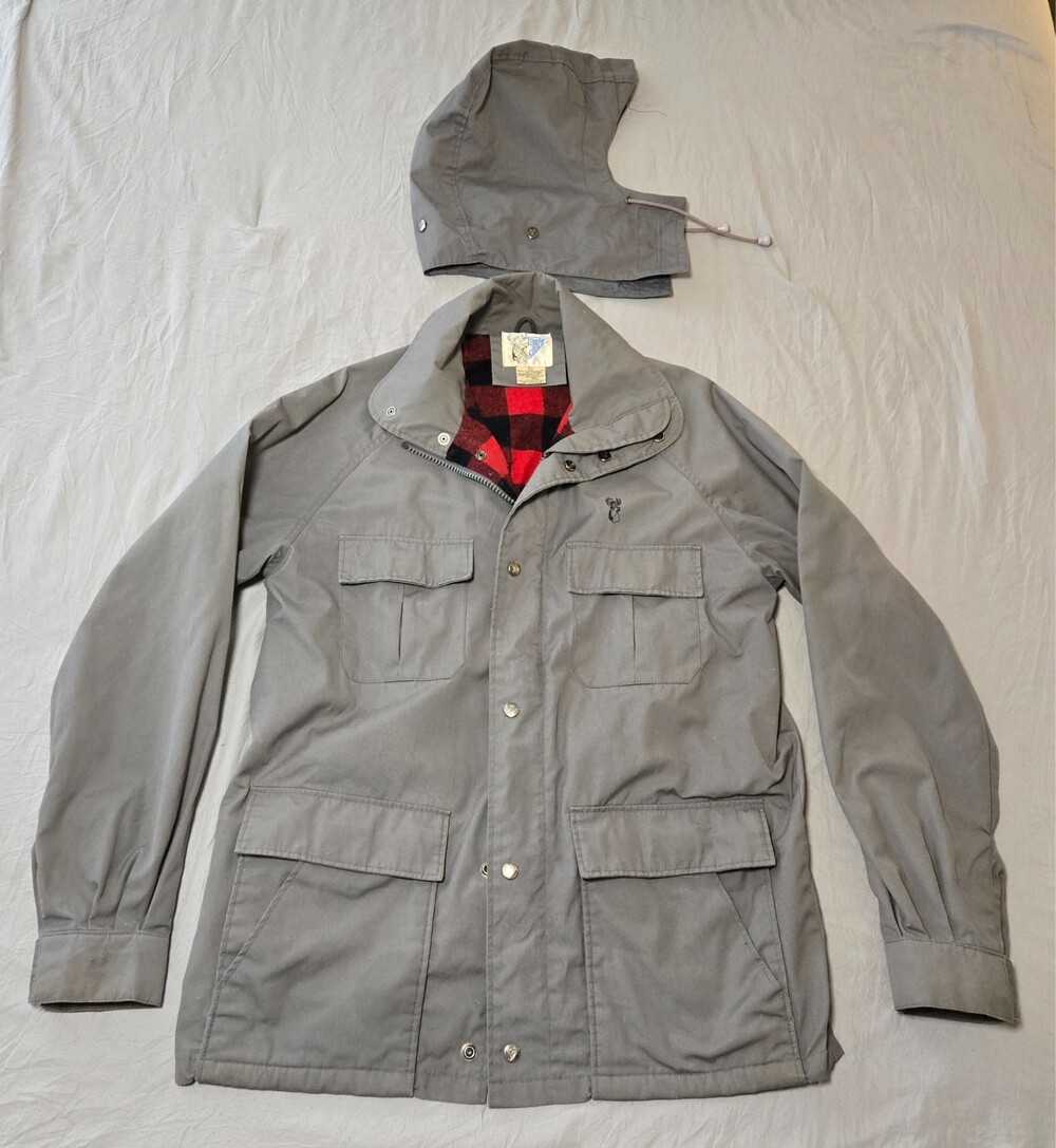 Vintage Trophy Club Men’s Hunting Jacket Wool Lined Outdoor Workwear ~ Large